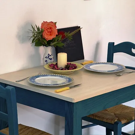 Helen & Άγιος Στέφανος