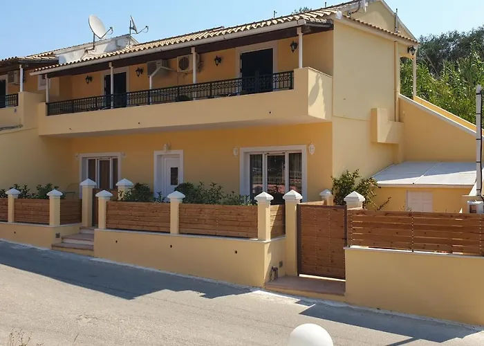 Helen Apartments&studios * Agios Stefanos Avliotes (Corfu)