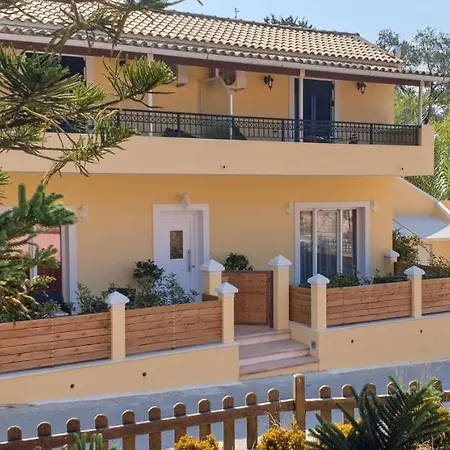 Helen & Apartment Agios Stefanos Avliotes (Corfu)